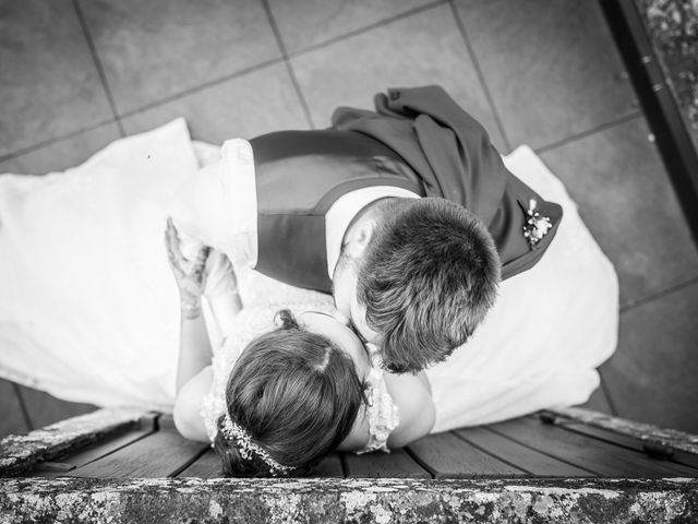 Le mariage de Bastien et Manon à Miremont , Puy-de-Dôme 17