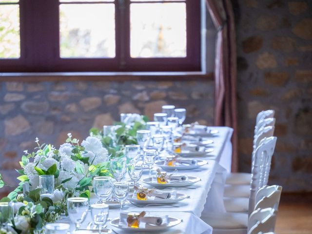 Le mariage de Bastien et Manon à Miremont , Puy-de-Dôme 21