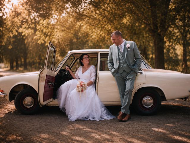 Le mariage de Christophe et Christelle à Les Essarts, Vendée 61