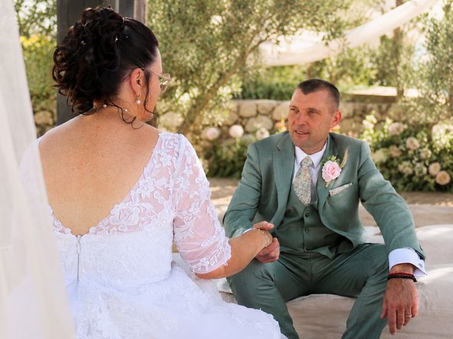 Le mariage de Christophe et Christelle à Les Essarts, Vendée 74