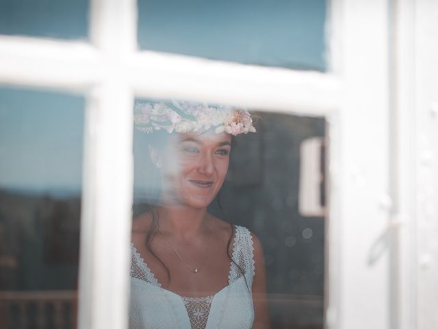 Le mariage de Mike et Marine à Castelnaudary, Aude 14