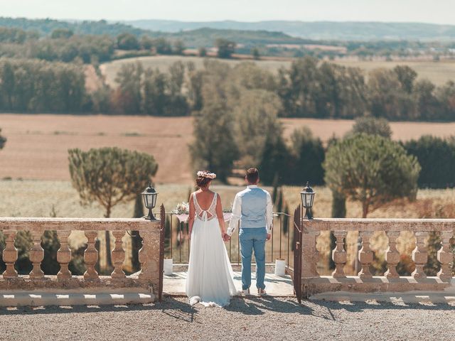 Le mariage de Mike et Marine à Castelnaudary, Aude 19