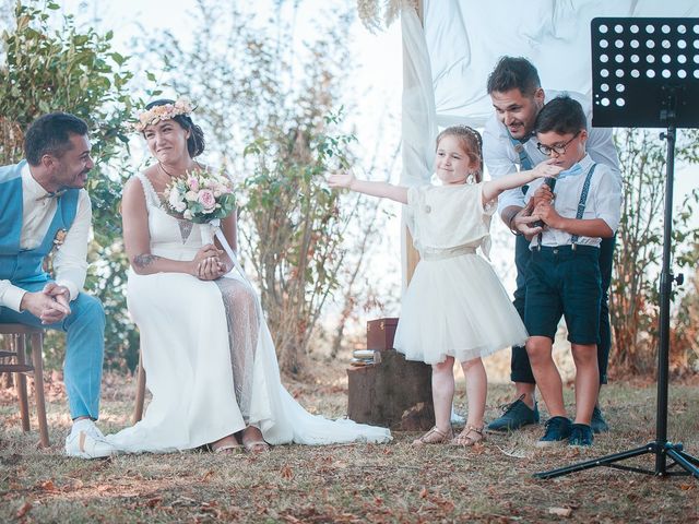 Le mariage de Mike et Marine à Castelnaudary, Aude 27