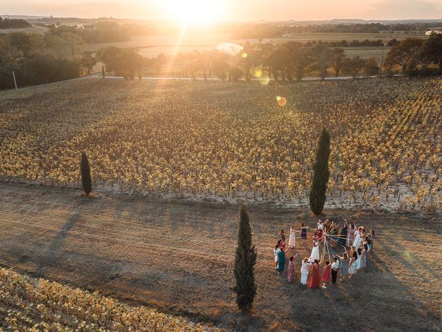 Le mariage de Mike et Marine à Castelnaudary, Aude 38