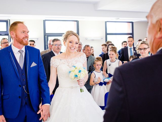 Le mariage de Sébastien et Delphine à Langres, Haute-Marne 15