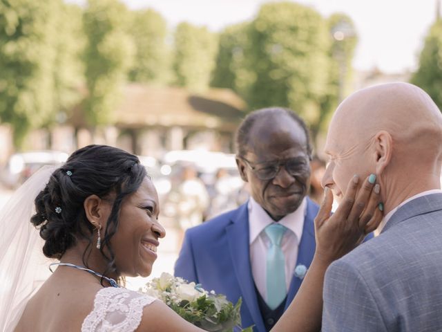 Le mariage de Loïc et Essofa à Gacé, Orne 34