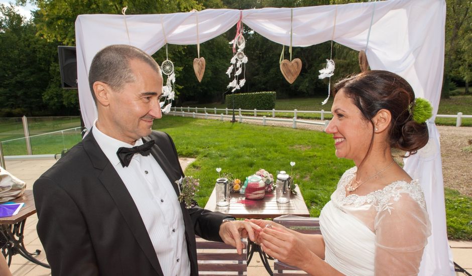 Le mariage de Eric et Daniela à Levallois-Perret, Hauts-de-Seine