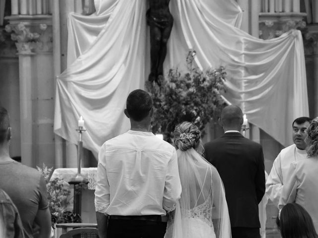 Le mariage de William et Noémie à Bavent, Calvados 5