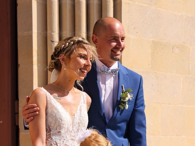 Le mariage de William et Noémie à Bavent, Calvados 11