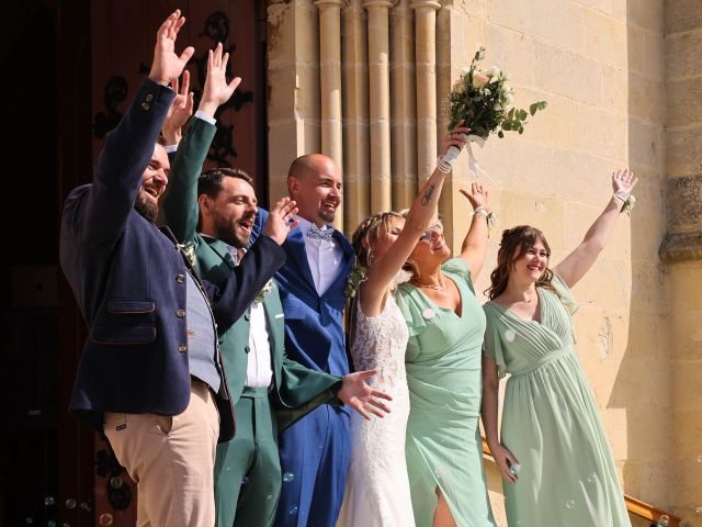 Le mariage de William et Noémie à Bavent, Calvados 14