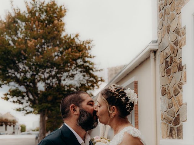 Le mariage de Xavier et Axelle à Les Sables-d&apos;Olonne, Vendée 10