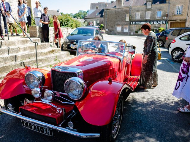 Le mariage de Loic et Camille à Trédion, Morbihan 28