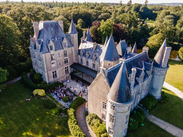 Le mariage de Loic et Camille à Trédion, Morbihan 45