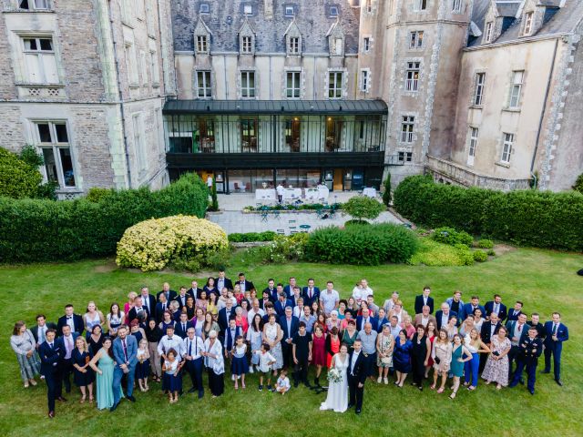 Le mariage de Loic et Camille à Trédion, Morbihan 50