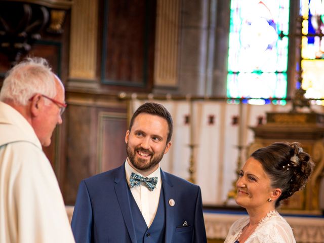 Le mariage de Florian et Sophie à Plouigneau, Finistère 13