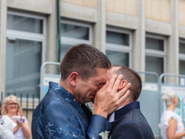 Le mariage de Frédéric et Jean à Saint-Aubin-sur-Gaillon, Eure 1