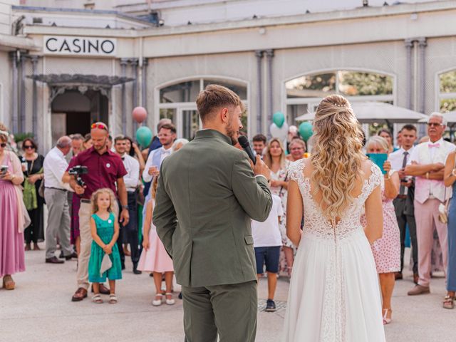 Le mariage de Adam et Julia à Aix-les-Bains, Savoie 8