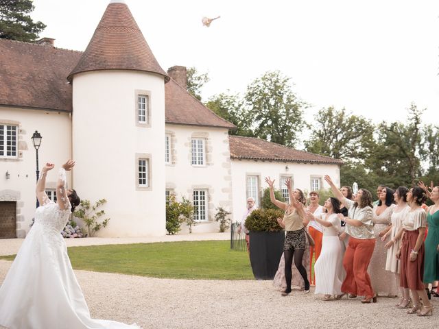 Le mariage de Juliette et Amaury à Peyrat-de-Bellac, Haute-Vienne 33