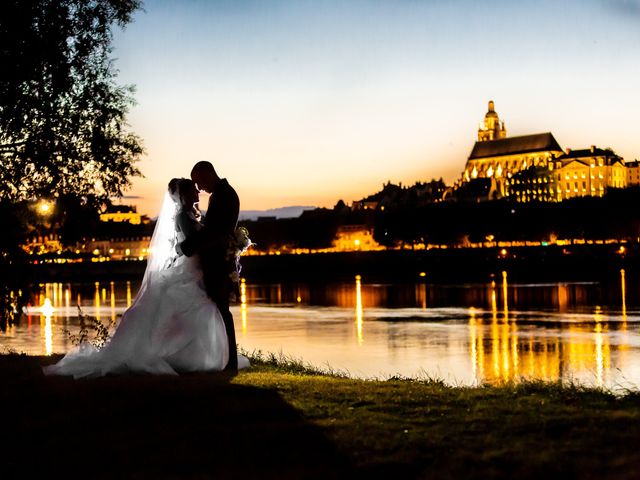 Le mariage de Sebastien et Elise à Blois, Loir-et-Cher 1