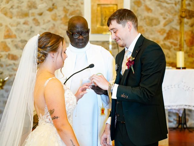 Le mariage de Romain et Amelie à Trets, Bouches-du-Rhône 9