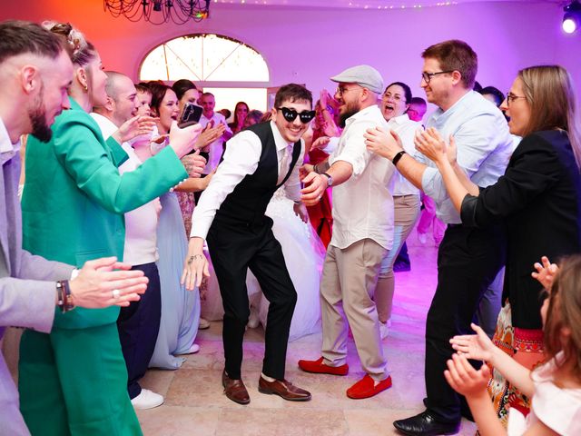 Le mariage de Romain et Amelie à Trets, Bouches-du-Rhône 19