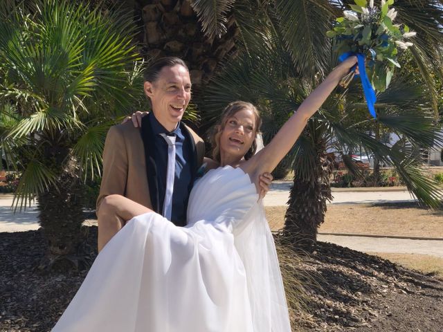Le mariage de Olena et Tony à Les Sables-d'Olonne, Vendée 1