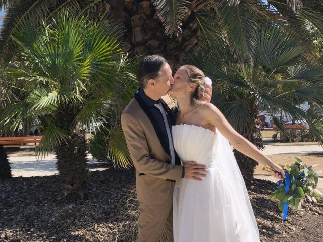 Le mariage de Olena et Tony à Les Sables-d'Olonne, Vendée 10
