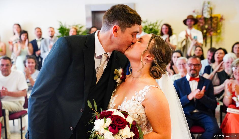 Le mariage de Romain et Amelie à Trets, Bouches-du-Rhône