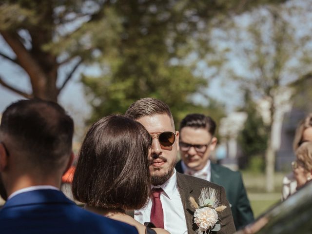 Le mariage de Julien et Barbara à Béruges, Vienne 6