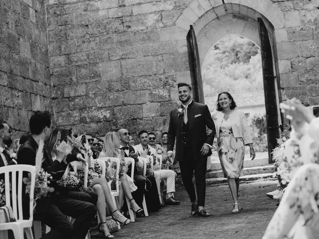 Le mariage de Julien et Barbara à Béruges, Vienne 11