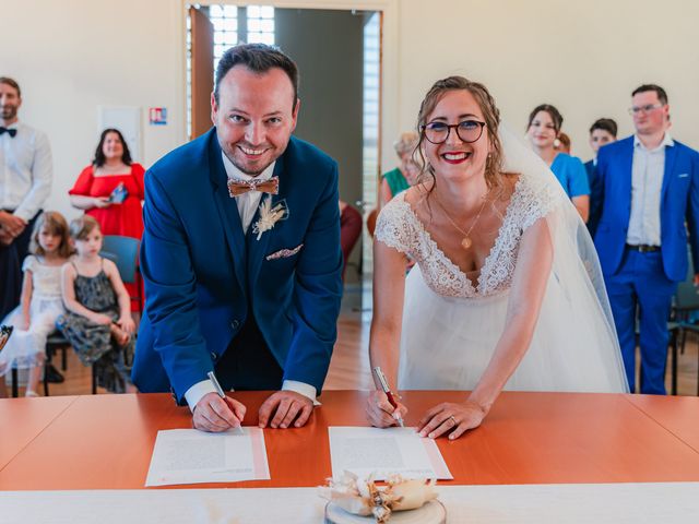 Le mariage de Nicolas et Pauline à Villers-Bocage, Calvados 6