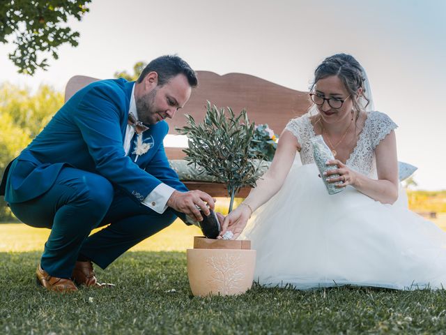 Le mariage de Nicolas et Pauline à Villers-Bocage, Calvados 9