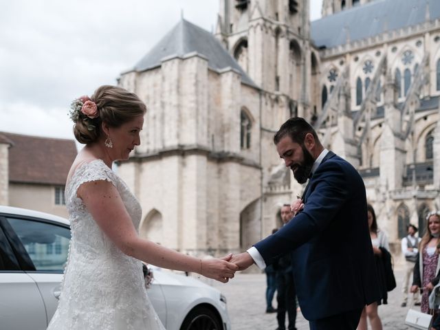 Le mariage de Felipe et Emmanuelle à Bourges, Cher 15