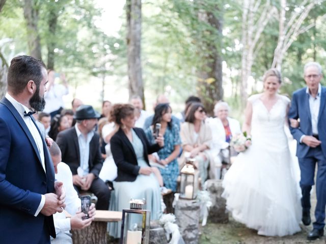 Le mariage de Felipe et Emmanuelle à Bourges, Cher 38