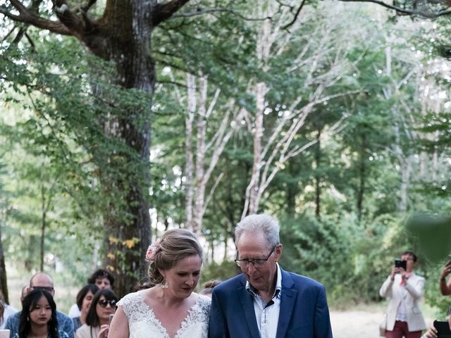 Le mariage de Felipe et Emmanuelle à Bourges, Cher 39