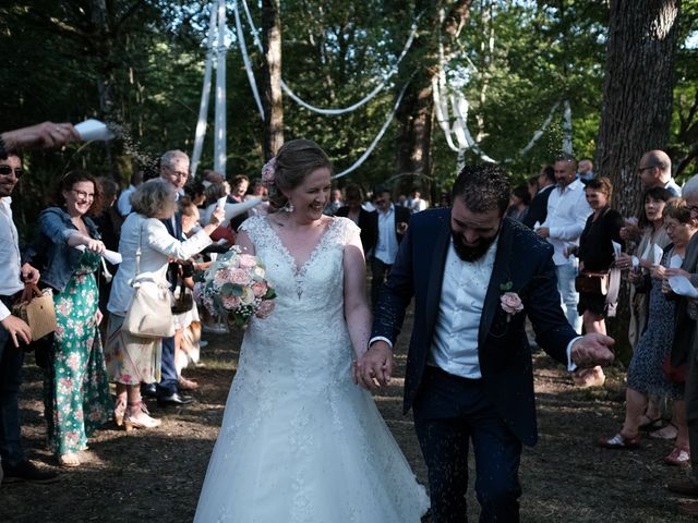 Le mariage de Felipe et Emmanuelle à Bourges, Cher 60