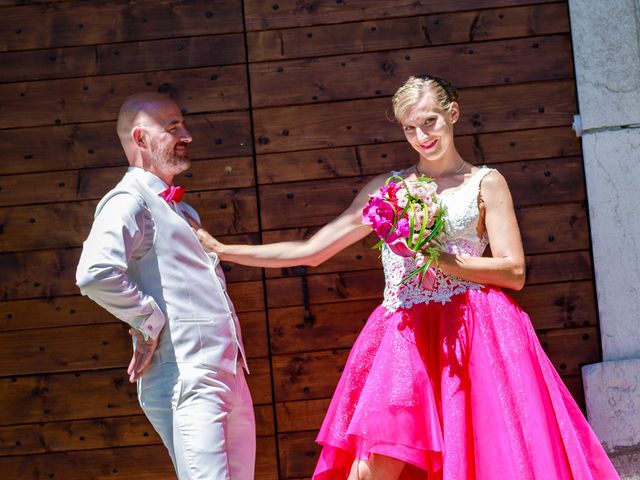 Le mariage de Stephen et Emilie à Ruffieux, Savoie 15