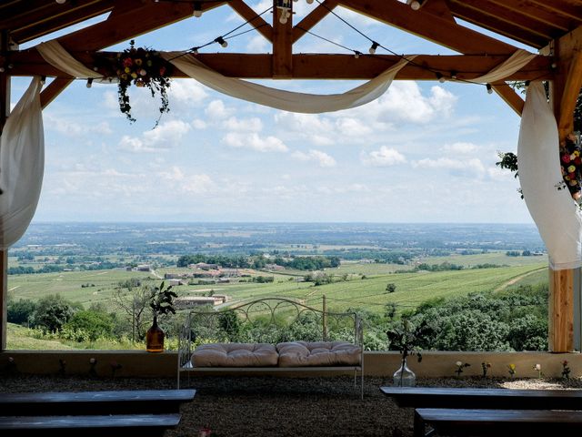 Le mariage de Paul et Jasmine à Saint-Étienne-des-Oullières, Rhône 17