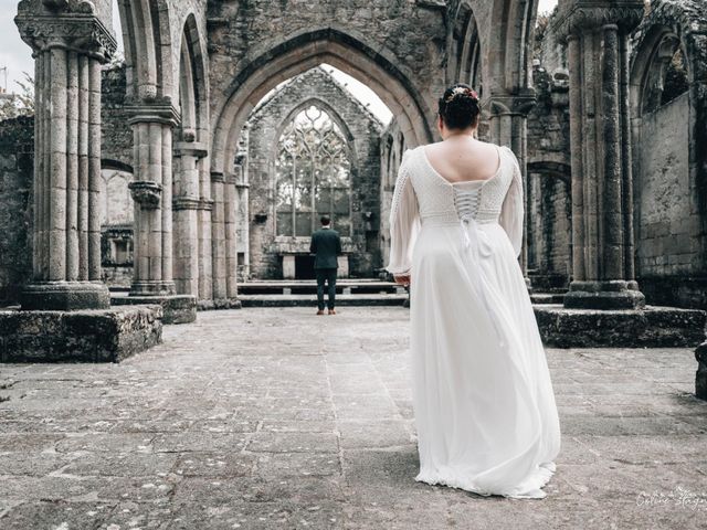 Le mariage de Julie et Quentin à Pont-l'Abbé, Finistère 2