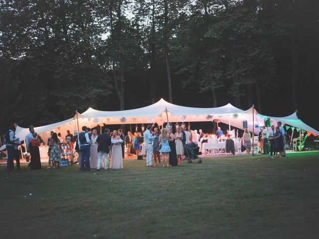 Le mariage de John et Becca à Saint-Quentin-la-Tour, Ariège 42