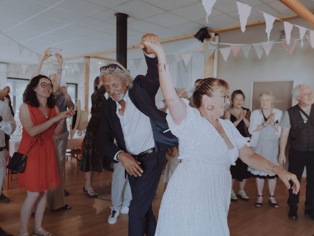 Le mariage de Jean-Luc et Elisabeth à Landéda, Finistère 88