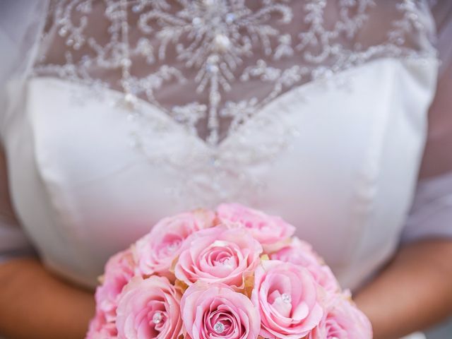 Le mariage de Anne-Marie et Olivier à Saint-Malo-du-Bois, Vendée 5