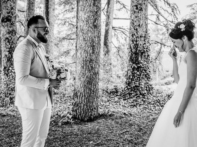 Le mariage de Yoann et Catherine à Chambles, Loire 34