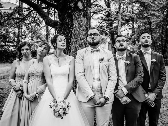 Le mariage de Yoann et Catherine à Chambles, Loire 40