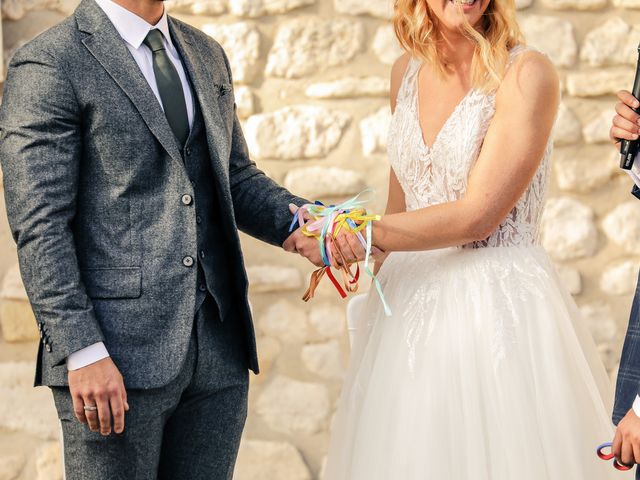 Le mariage de Robin et Aurélia à Rosny-sur-Seine, Yvelines 59