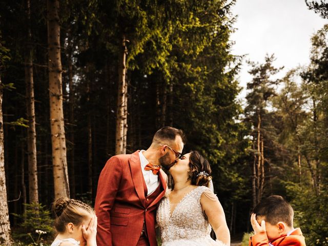 Le mariage de Kevin et Elodie à Malvalette, Haute-Loire 6