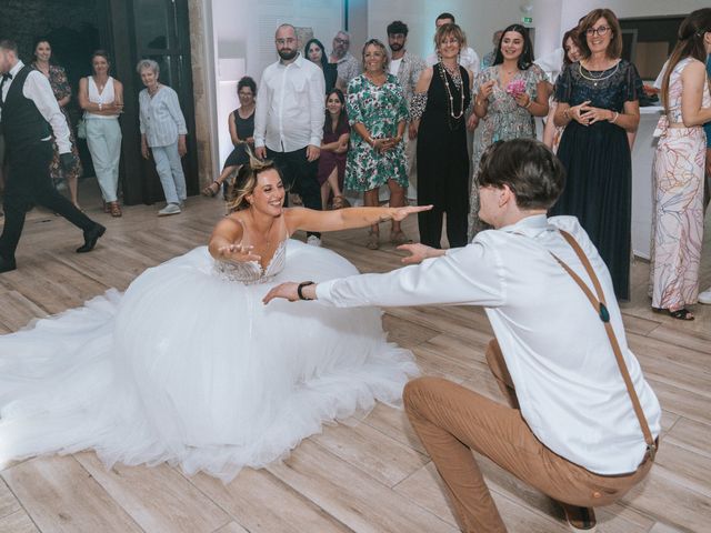 Le mariage de Jérémie et Marion à Eyguières, Bouches-du-Rhône 2