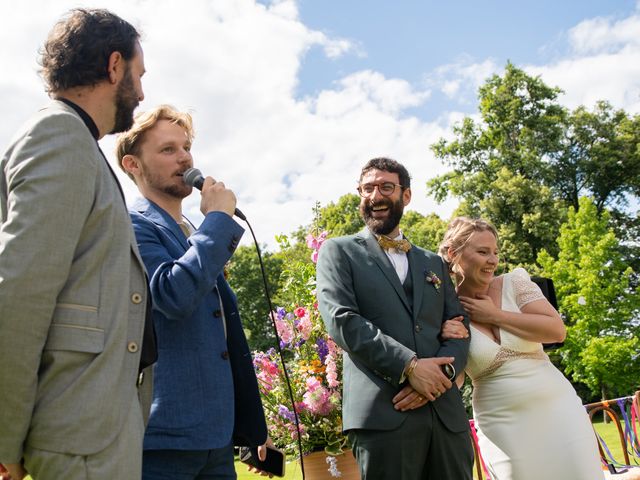 Le mariage de Camille et Valentine à Mâcon, Saône et Loire 13