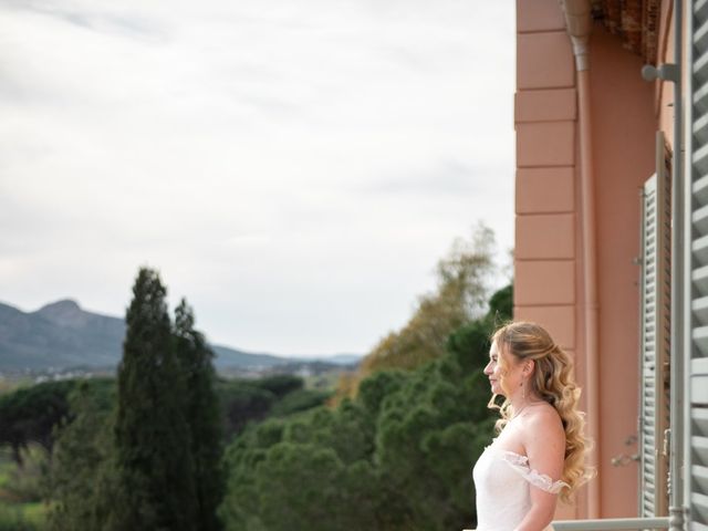 Le mariage de Marine et Alex à Puget-sur Argens, Var 11