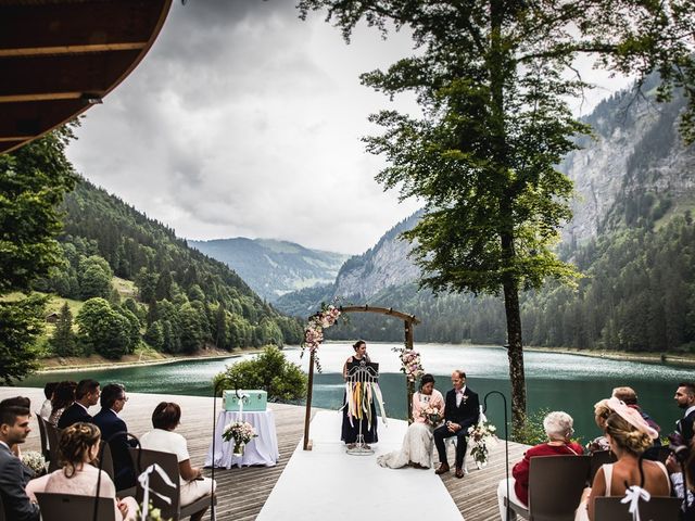 Le mariage de Emmanuel et Manon à Thonon-les-Bains, Haute-Savoie 32